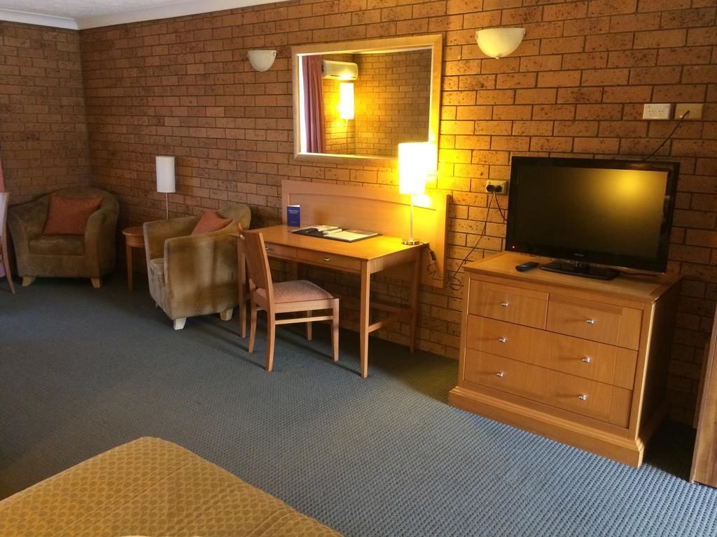 טוומבה James Street Motor Inn חדר תמונה